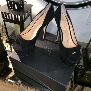 Giuseppe Zanotti  Black Sasha PeepToe Pump